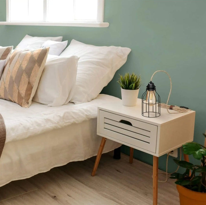 Bala Walking Lamp in raw twine