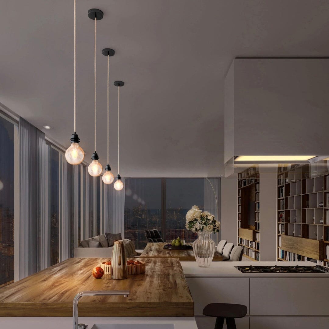 Suspensions luminaire Hang Hoopzi avec fil long en lin et base noire dans un salon contemporain
