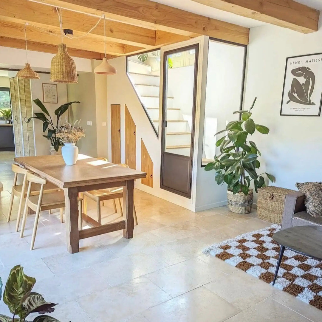 Hang 3 light pendant in raw twine