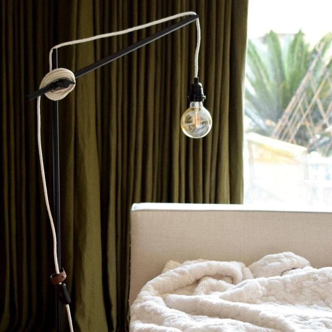 4W AMBER G95 LED bulb