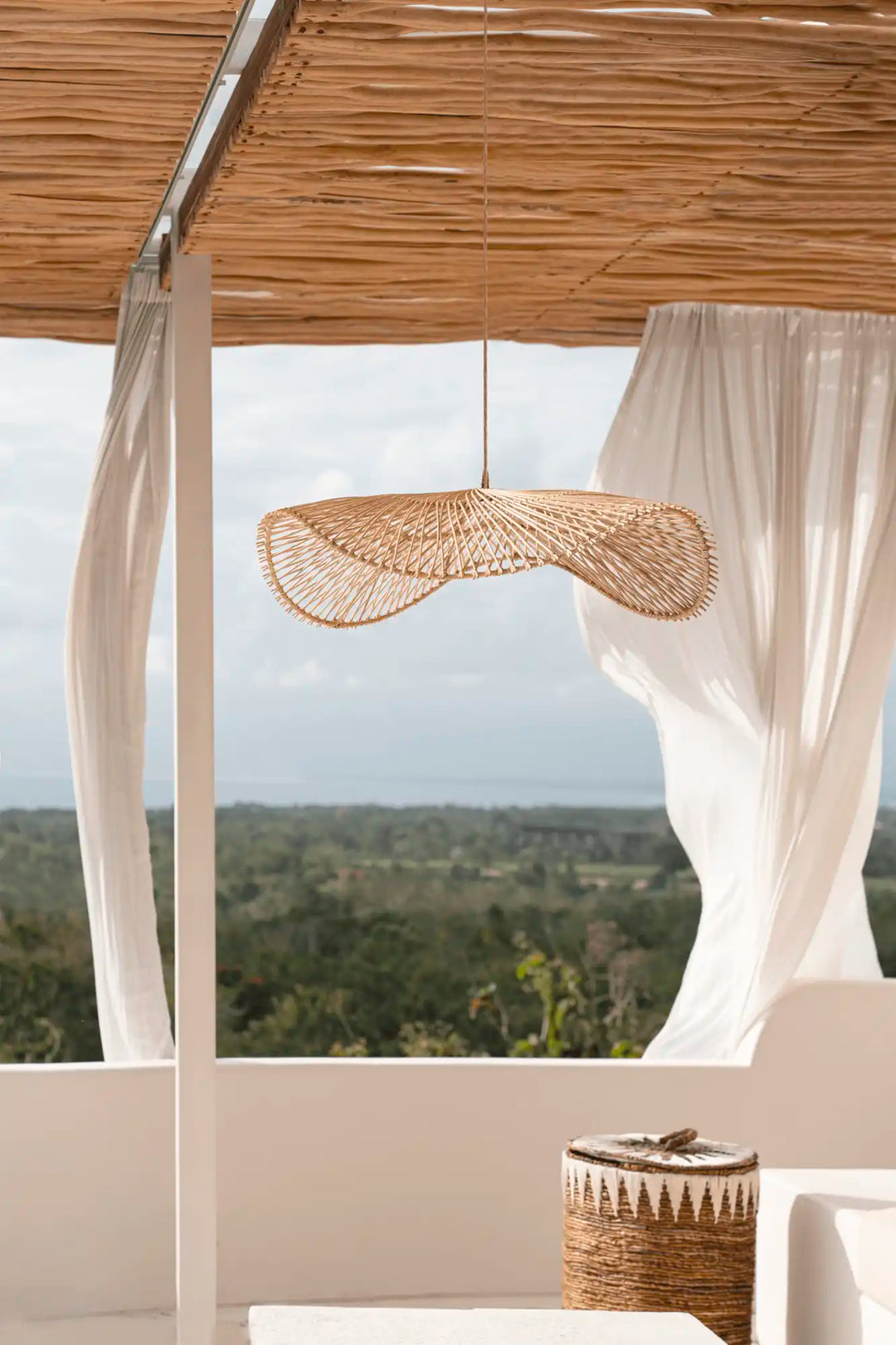 Abat-jour en rotin BALI Chapeau – Style bohème chic