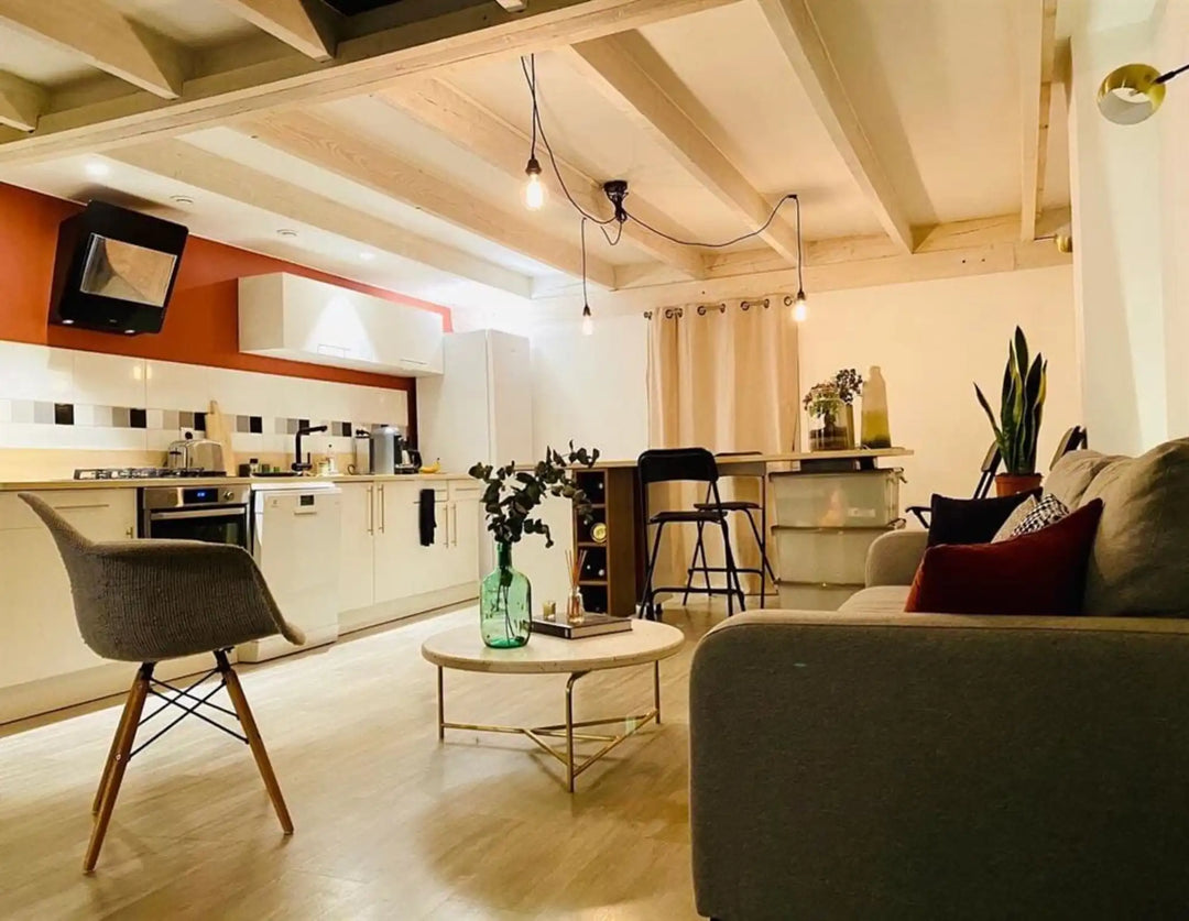 Globe LED bulb 4 filaments G95 clear